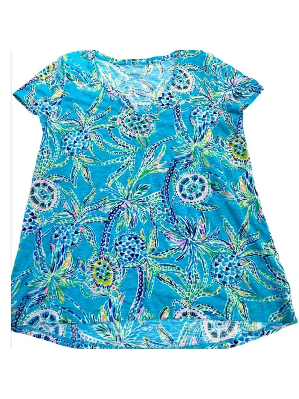 Lilly Pulitzer Bermuda Blue Turtle Etta V Neck Top M - Picture 6 of 7